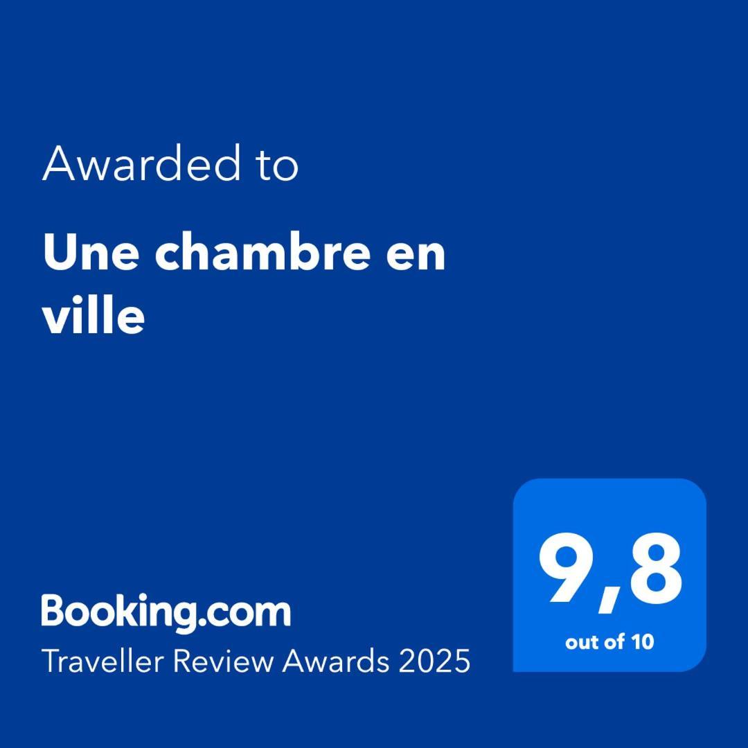 Une Chambre En Ville Domfront  Exteriér fotografie